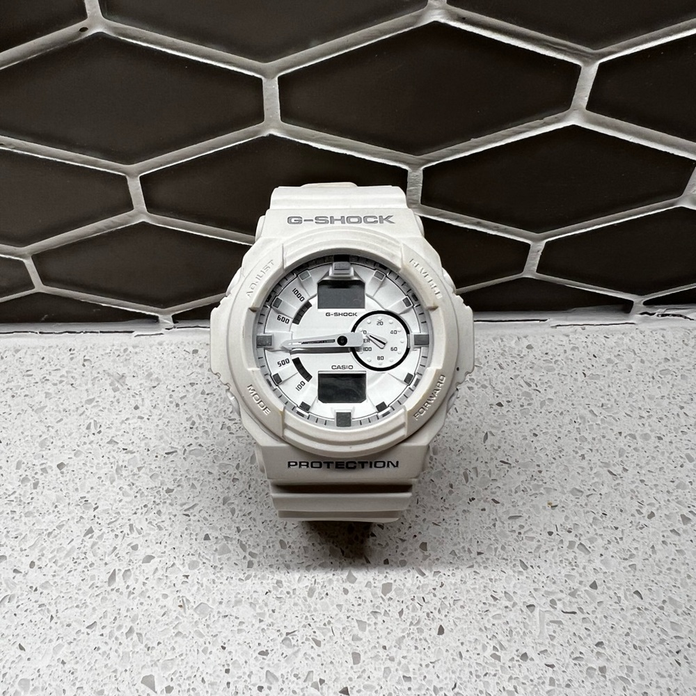 CASIO GA-150 White G-SHOCK GA-150